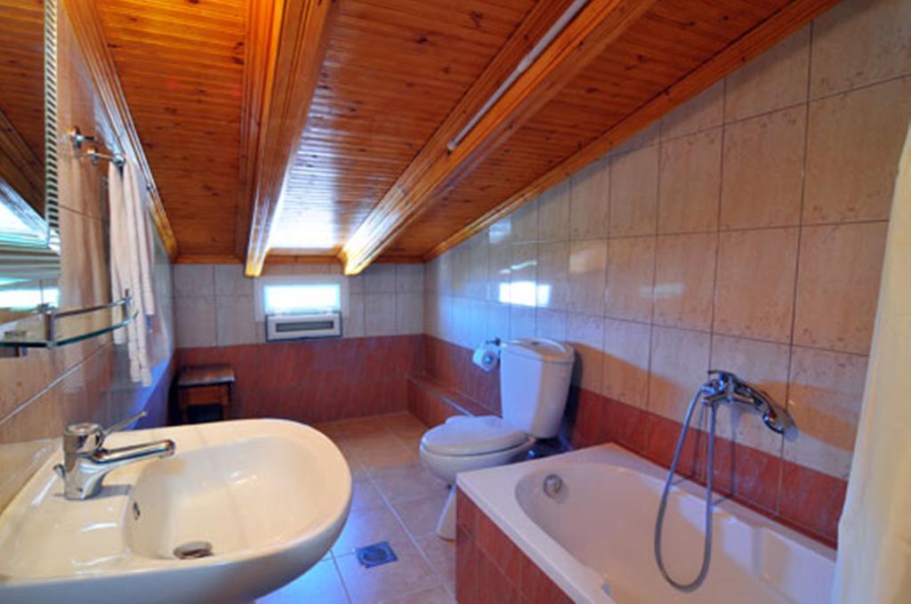 Sikoudis Gorgona Beach Skala Rachoni  Room photo