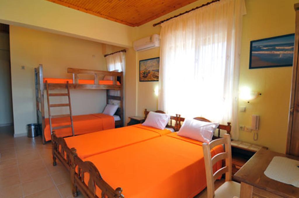 Sikoudis Gorgona Beach Skala Rachoni  Room photo