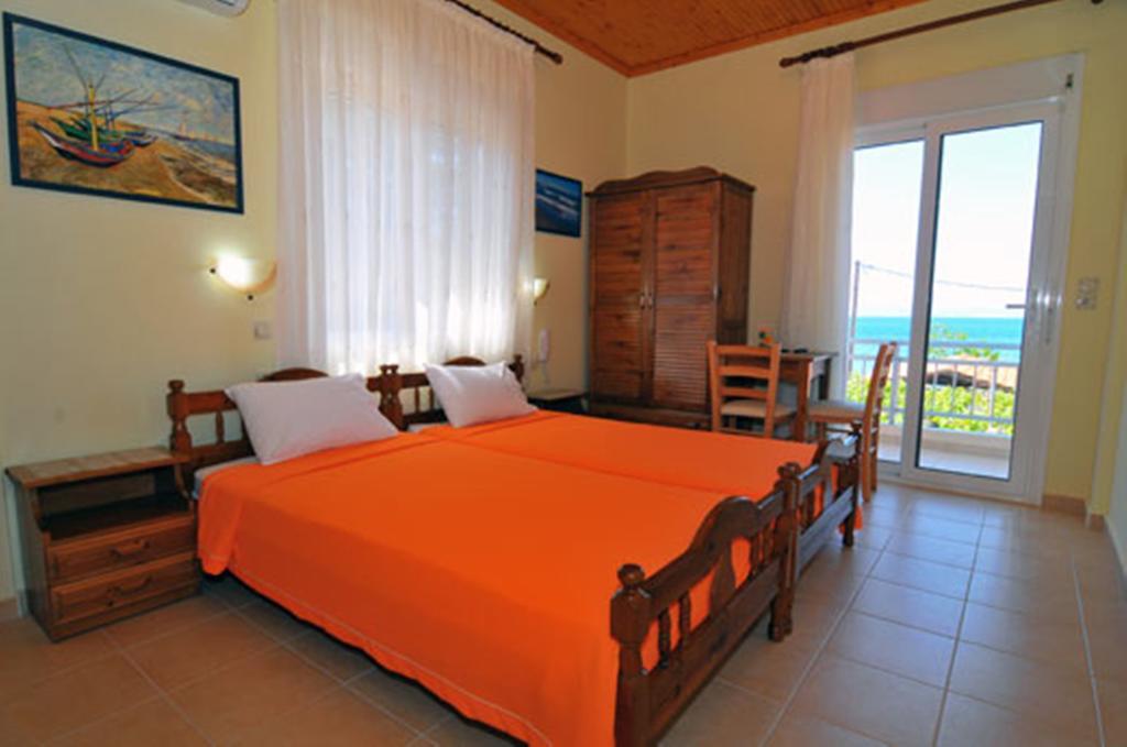 Sikoudis Gorgona Beach Skala Rachoni  Exterior photo