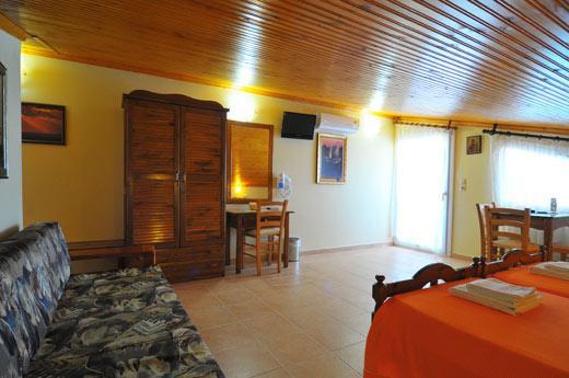 Sikoudis Gorgona Beach Skala Rachoni  Exterior photo